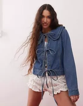 Джинсовая куртка Miss Selfridge с завязкой спереди и оборкой на воротнике, средне-синего цвета
