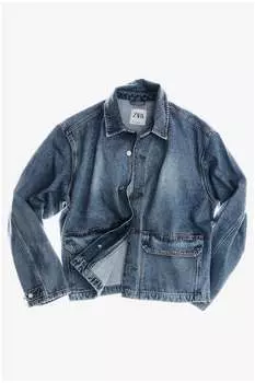 Джинсовая куртка с карманами ZARA, светло-синий