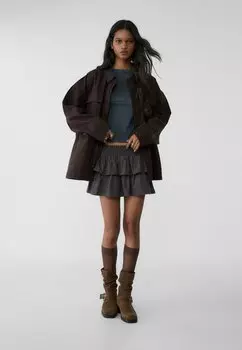 Джинсовая куртка Stradivarius, темно-коричневый