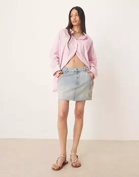 Джинсовая мини-юбка ASOS DESIGN с гульфиком на пуговицах и накладным карманом