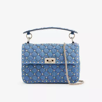 Джинсовая сумка через плечо rockstud spike Valentino Garavani, цвет denim/multicolor/avio