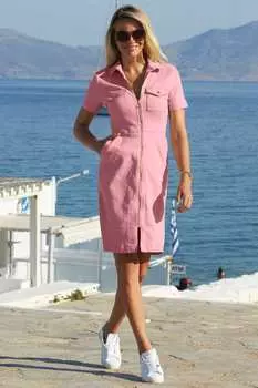 Джинсовое платье с короткими рукавами молнией спереди и карманами Sosandar, розовый