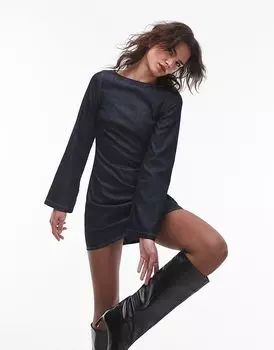 Джинсовое платье-трапеция с длинными рукавами цвета индиго в сыром виде Topshop