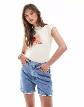 Джинсовые шорты ASOS DESIGN dad белого цвета с цветочной гобеленовой отделкой