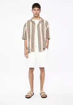 Джинсовые шорты BERMUDA PULL&BEAR, бежевый