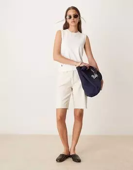 Джинсовые шорты-бермуды Gina Tricot цвета экрю