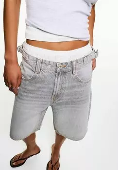 Джинсовые шорты Bershka, серый