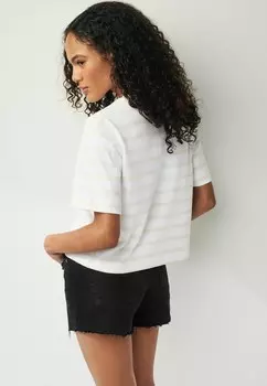 Джинсовые шорты SUPER SOFT RAW REGULAR FIT Next, черный