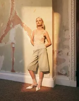 Джинсовые шорты Topshop грязно-отбеленного цвета