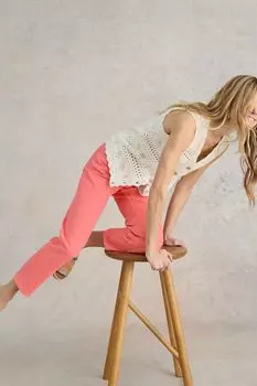 Джинсы Blake с прямыми штанинами и укороченным кроем White Stuff, розовый