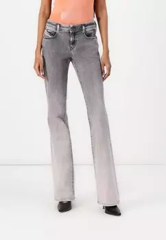 Джинсы Bootcut DEBBEY Diesel, деним