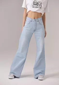 Джинсы Bootcut #GISAR, светло-голубой деним