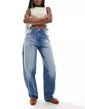 Джинсы Carpenter с регулируемой талией, средне-синего цвета Bershka