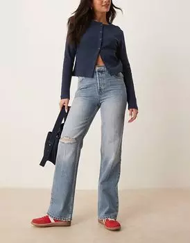 Джинсы Free People Holly Bootcut с потертостями на коленях в цвете Cambridge Blue