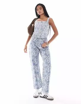 Джинсы Levi's 501 '90-х годов длиной до щиколотки с синим цветочным принтом