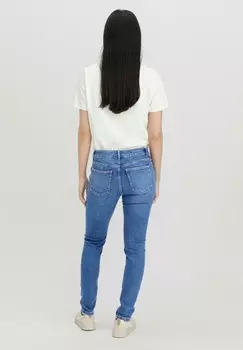 Джинсы облегающего кроя hessnatur, синий