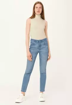 Джинсы облегающего кроя hessnatur, светло-синий