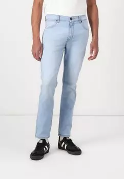 Джинсы облегающего кроя LARSTON Wrangler, цвет Spur