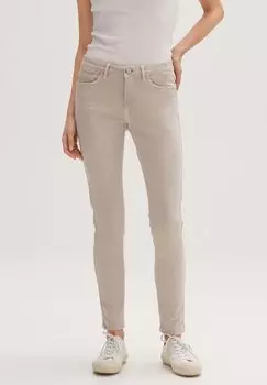 Джинсы облегающего кроя Opus