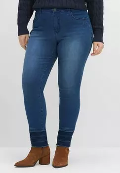 Джинсы облегающего кроя Sheego