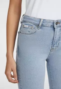 Джинсы облегающие HIGH RISE Guess Jeans, светло-голубой деним