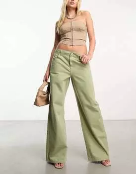 Джинсы оверсайз с заниженной талией NA-KD x Durnels цвета хаки