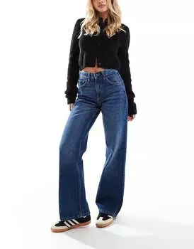 Джинсы Petite с высокой талией и широкими штанинами в стиле 90-х, темного цвета Bershka