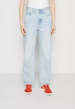 Джинсы прямого кроя Calvin Klein Jeans