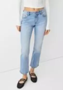 Джинсы прямого кроя CROPPED Bershka, светло-голубой