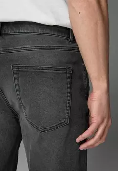 Джинсы прямого кроя ESSENTIAL Next, серый