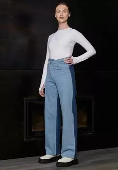 Джинсы прямого кроя HERMAN&CO