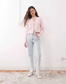 Джинсы прямого кроя Miss Selfridge с карманом в форме сердца, выбеленные холодным отбеливателем