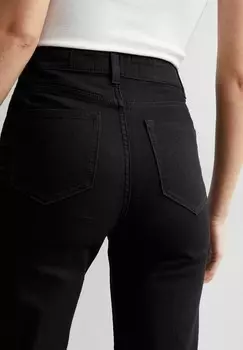 Джинсы прямого кроя New Look, черный