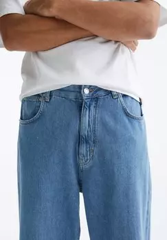 Джинсы прямого кроя PULL&BEAR, темно-синий деним Baggy Fit