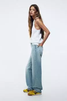 Джинсы прямого кроя со средней посадкой Pull And Bear, голубой