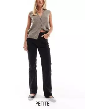 Джинсы прямого покроя D98 Petite черного цвета Stradivarius