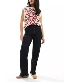 Джинсы прямого покроя с карманом и обметочным швом цвета индиго Miss Selfridge