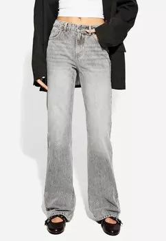 Джинсы прямого покроя WIDE Bershka, серый