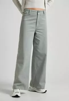 Джинсы расклешенные Tania Pepe Jeans, цвет hydro green