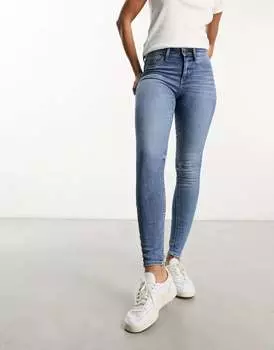 Джинсы River Island выцветшего синего цвета с облегающим кроем и моделирующим эффектом