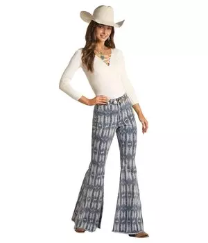 Джинсы Rock and Roll Cowgirl, Blue Aztec Button Bell in Medium Wash RRWD7PRZRF