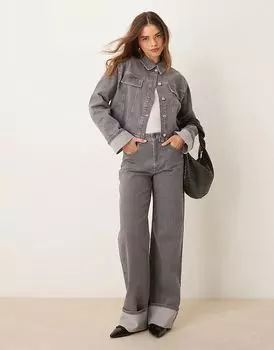 Джинсы с широкими штанинами серого цвета с подворотами ASOS DESIGN