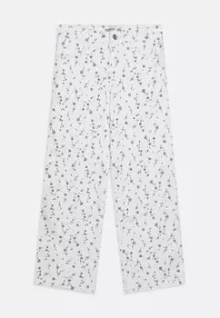 Джинсы-сигареты Abercrombie & Fitch, белые