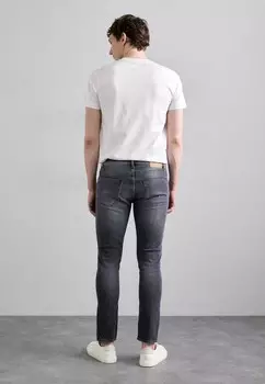 Джинсы скинни PISTOLERO Tiger of Sweden, черный деним