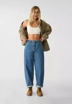 Джинсы свободного кроя ADJUSTABLE BALLOON Stradivarius, светло-голубой