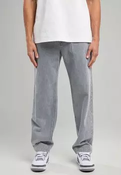 Джинсы свободного кроя America Today, светло-серый