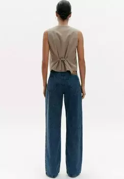 Джинсы свободного кроя Benu, синий деним