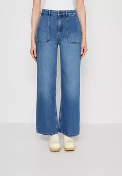 Джинсы свободного кроя Esprit