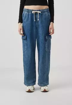 Джинсы свободного кроя GAP, средняя стирка Pull On Wide Leg Cargo Stone River