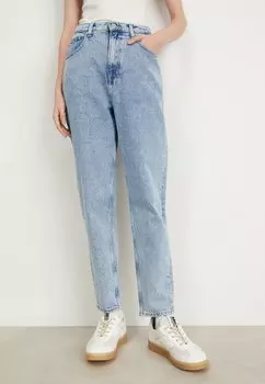 Джинсы свободного кроя MOM TAPERED Tommy Jeans, цвет denim light